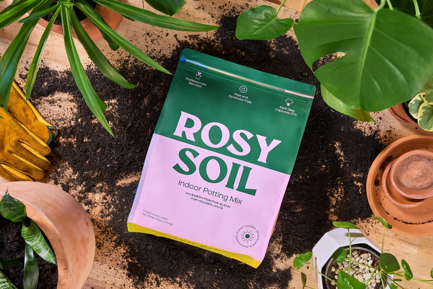 Rosy Indoor Potting Soil - Root Awakening: Sustainable, Peat-Free, Nutrient-Rich Mix for Houseplants, Herbs & Flowers